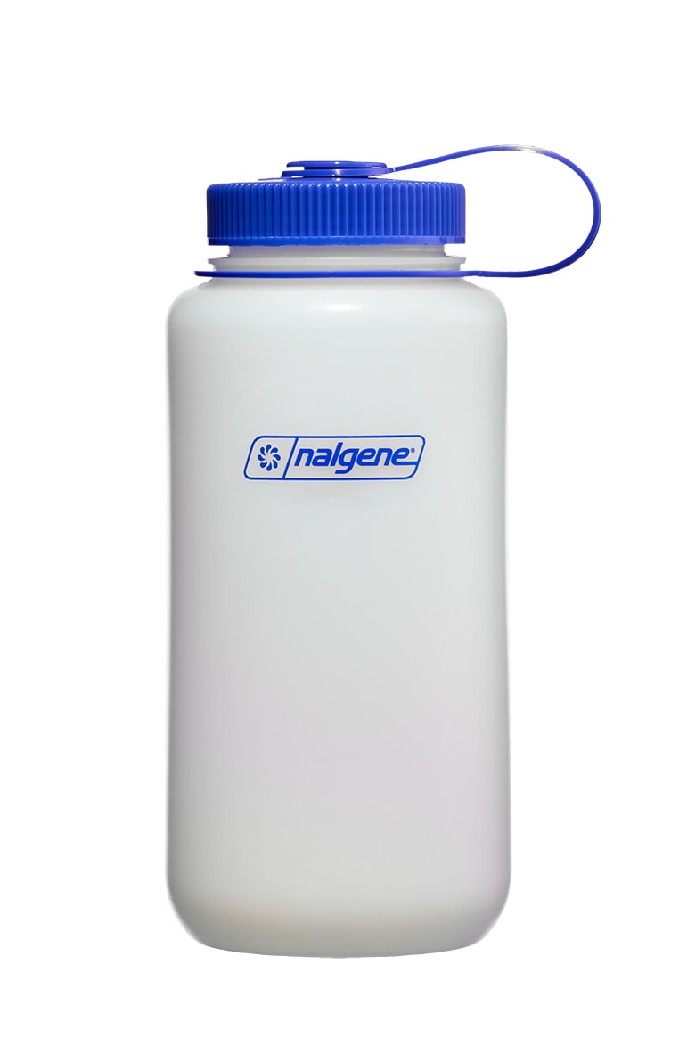Nalgene product detail: 32oz Wide Mouth Ultralite Bottle D0 — 32oz Wide Mouth Ultralite Bottle