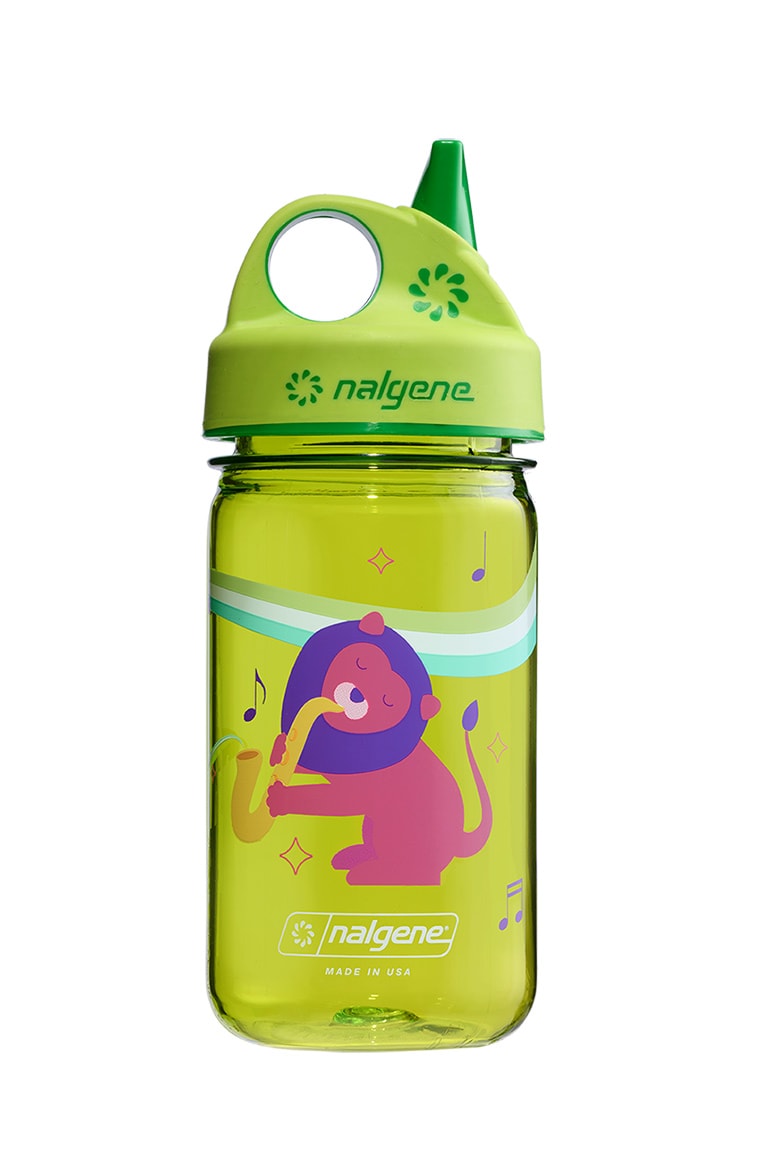 Nalgene product image: 12oz Kids Grip-N-Gulp with Graphics H2 — 12oz Kids Grip-N-Gulp with Graphics
