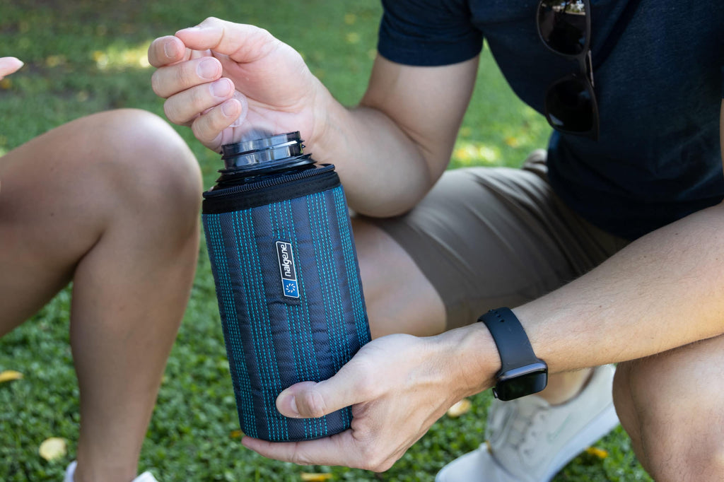 Nalgene product view: 32oz Insulated Sleeve L4 — 32oz Insulated Sleeve